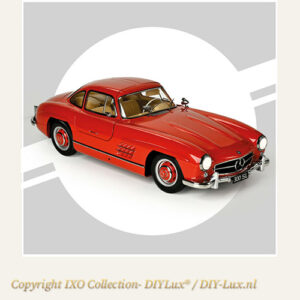 IXO Collections Mercedes-Benz 300 SL Red 1/8 exclusief bouwmodel